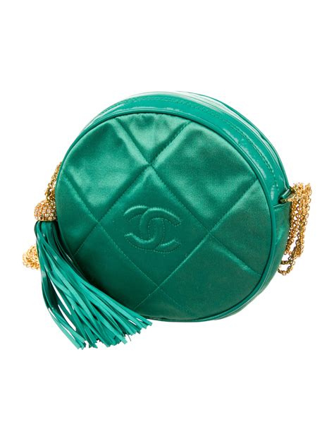 chanel circle bag with handle|chanel lunch box bag.